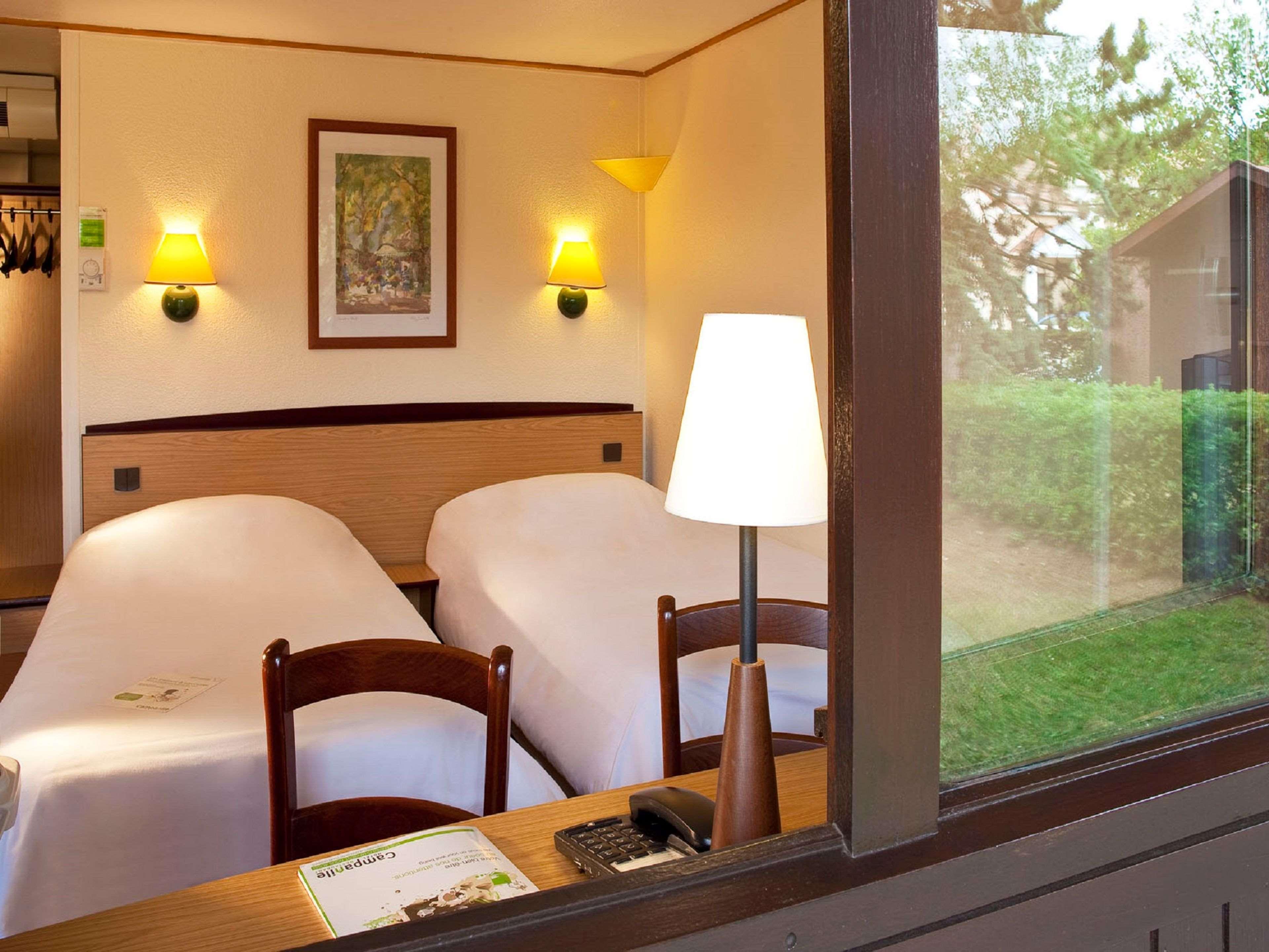 Hotel De La Briere Trignac Eksteriør bilde