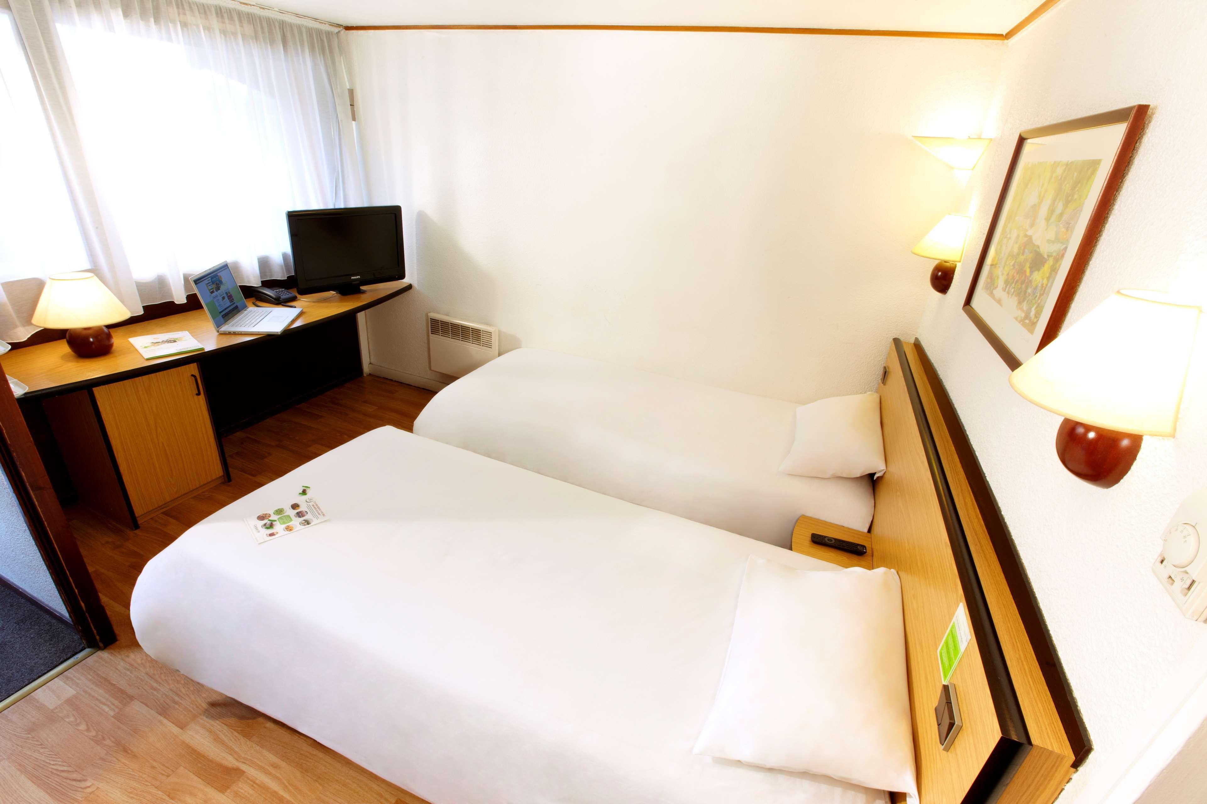 Hotel De La Briere Trignac Eksteriør bilde