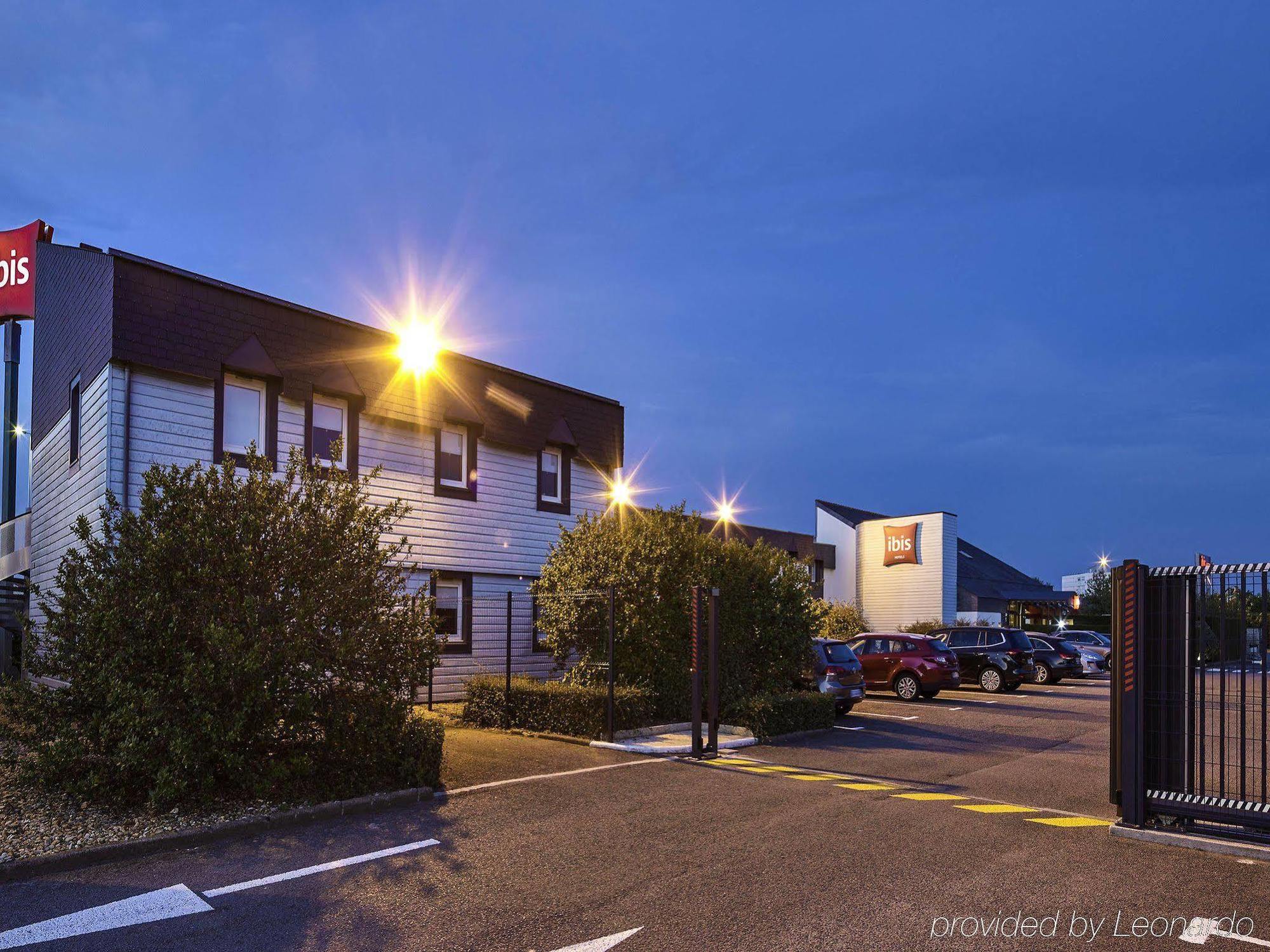 Hotel De La Briere Trignac Eksteriør bilde